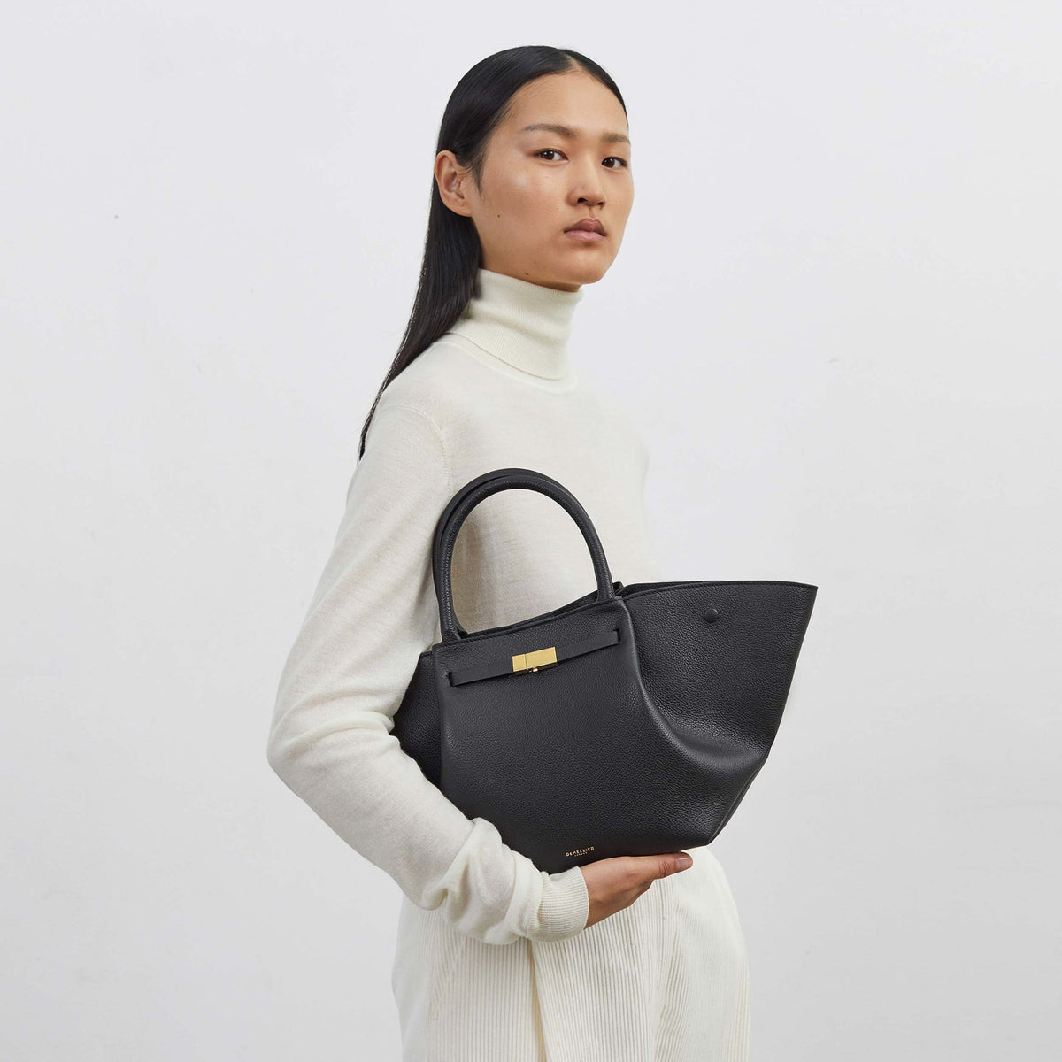 DMLR - The Midi New York