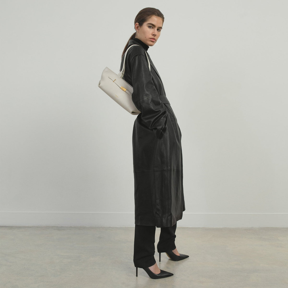 DMLR - The New York Shoulder