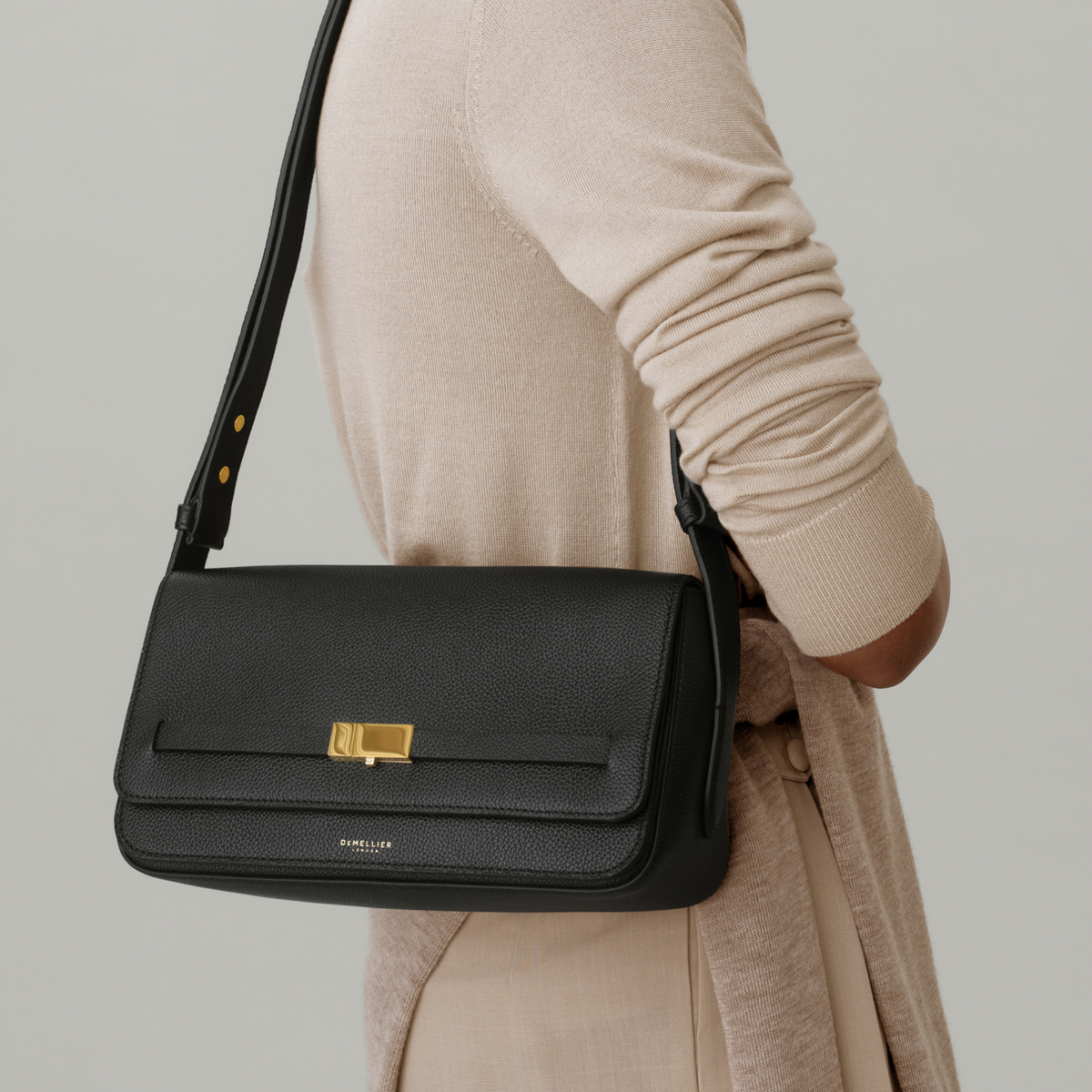 DMLR - The New York Crossbody