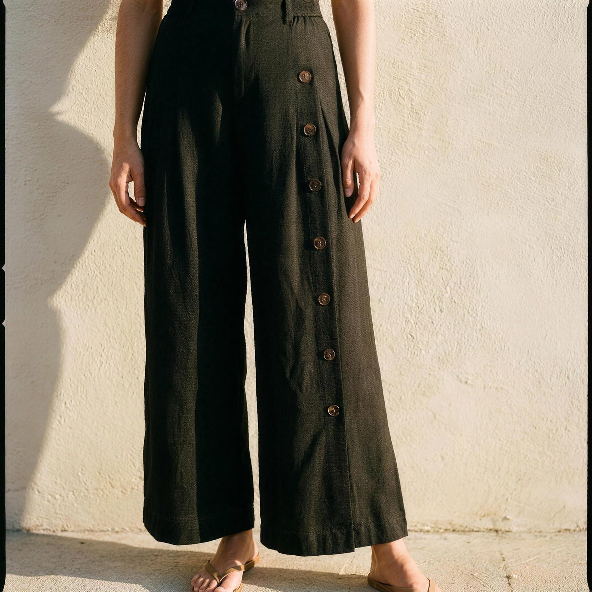 Kaya Buttoned Linen Trousers