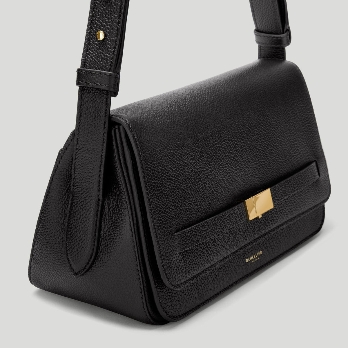 DMLR - The New York Crossbody