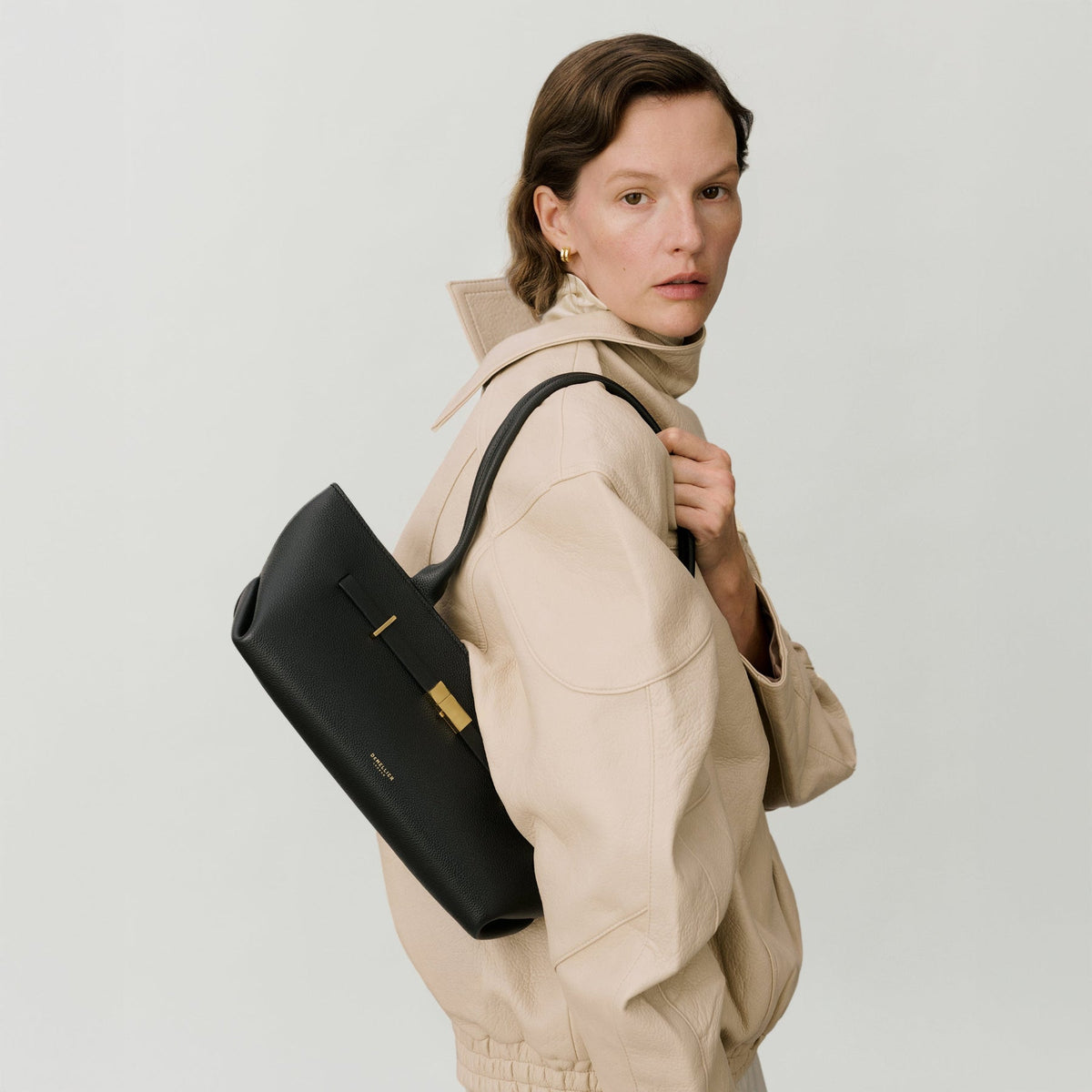 DMLR - The New York Shoulder