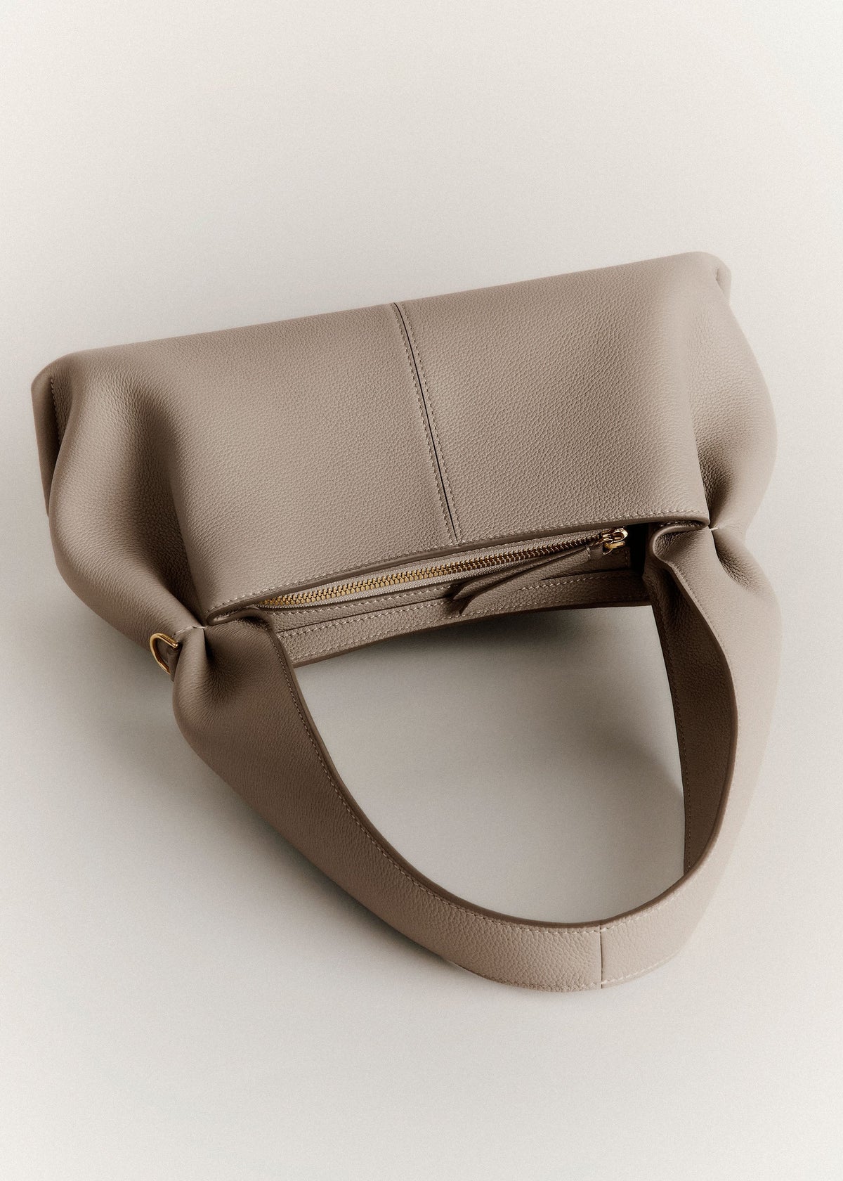 PLNE - Numéro Neuf East West - Textured Taupe