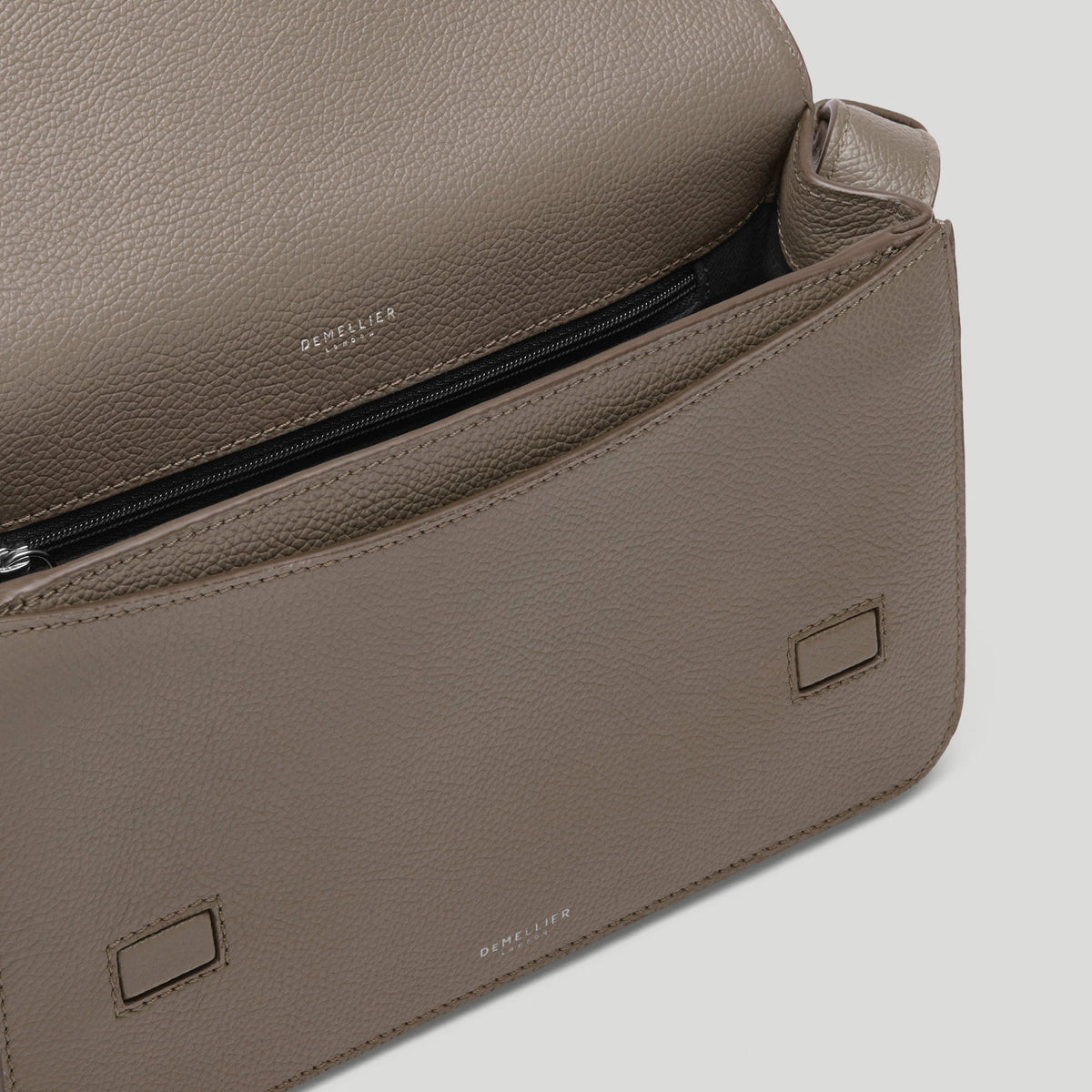 DMLR - The New York Crossbody