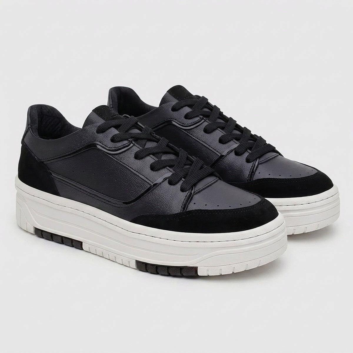 Minimal Leather Trainers