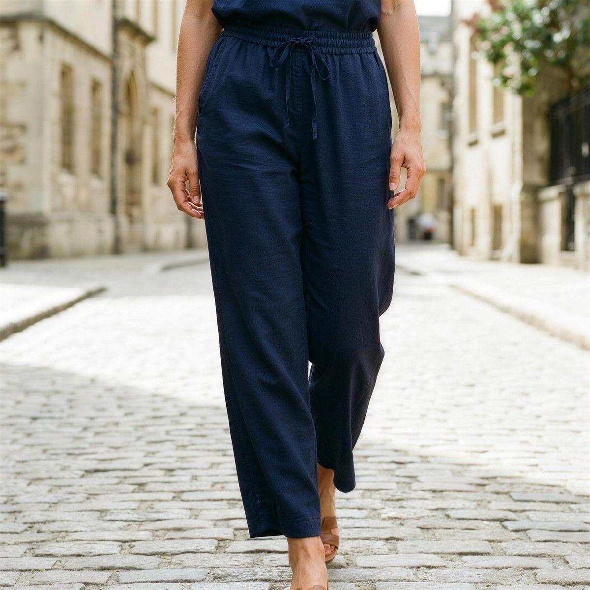 Vera Relaxed Linen Trousers