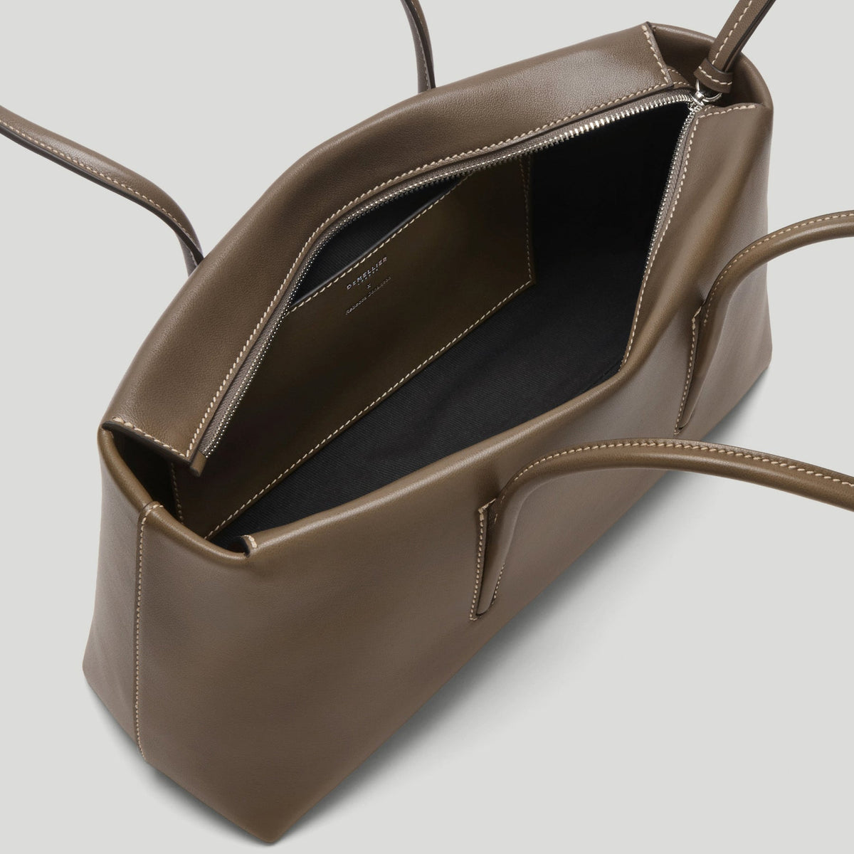 DMLR - Rebecca Donaldson x The Stockholm Shoulder